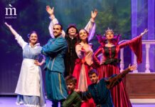Taules Teatre lleva al Principal de Monóvar una versión renovada de Blancanieves en formato musical