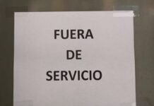 Som Poble denuncia la falta de funcionamiento del ascensor de la Casa de Cultura