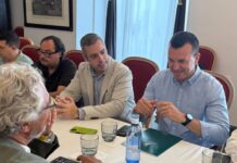 Mompó plantea potenciar los servicios en los pueblos pequeños para frenar que el 80% de la población se concentre en zonas costeras e industriales